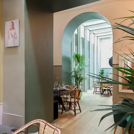 Ninu Centro Storico * 로마